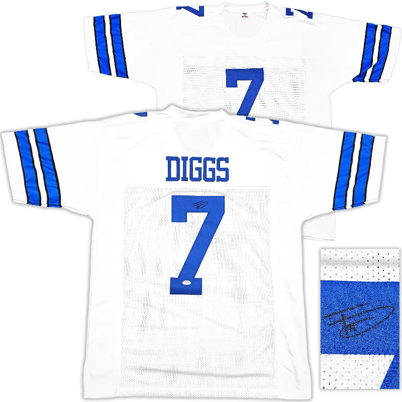 Dallas Cowboys Trevon Diggs Autographed White Jersey PSA/DNA