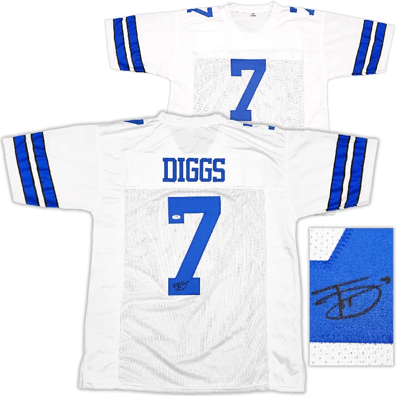 Dallas Cowboys Trevon Diggs Autographed White Jersey PSA/DNA